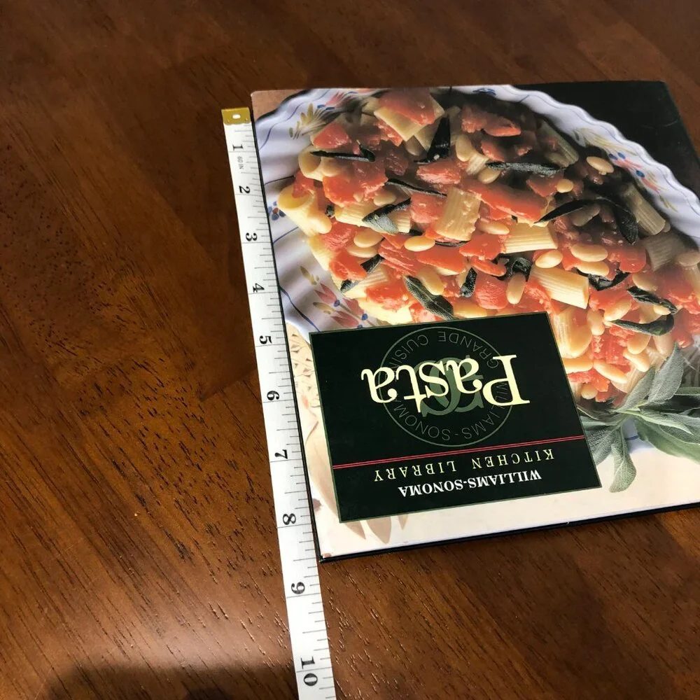 Williams Sonoma Pasta & Pasta Sauces Pre-Owned Vintage Cookbook Bundle o…